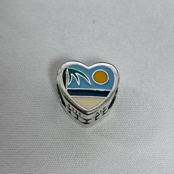 Pandora PUNTA CANA Exclusive Travel Heart Charm Pendant, S925 Silver Jewelry - Picture 1 of 4